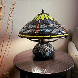 Tiffany Style Vivid Green Dragonfly Stained Glass Table Lamp Elegant Mosaic Base