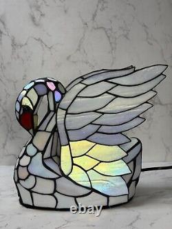 Tiffany Style White Swan Stained Glass Table Lamp