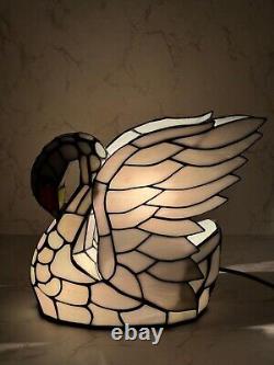 Tiffany Style White Swan Stained Glass Table Lamp