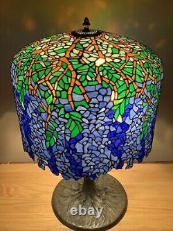 Tiffany Style Wisteria Stained Glass Shade On Dale Tiffany Tree Trunk Table Lamp