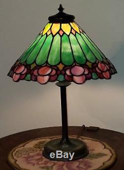 Unique Arts & Crafts Leaded Slag Stained Glass Table Lamp Handel Tiffany Era