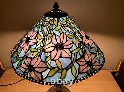 VTG Stained Glass Table Lamp Shade3D Purple Flowers