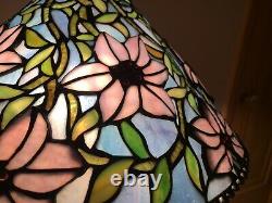 VTG Stained Glass Table Lamp Shade3D Purple Flowers