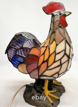 VTG Tiffany Style Stained Glass Chicken Rooster Farmhouse Table Lamp 11 h