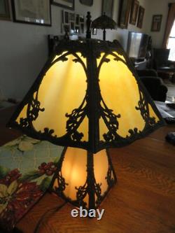 Vintage Art Nouveau Victorian 6 Panel Slag Stained Glass Table Lamp lighted base