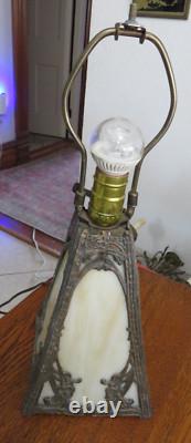 Vintage Art Nouveau Victorian 6 Panel Slag Stained Glass Table Lamp lighted base