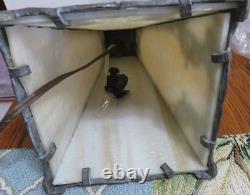 Vintage Art Nouveau Victorian 6 Panel Slag Stained Glass Table Lamp lighted base