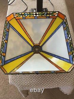 Vintage Dachshund Tiffany Style stained glass lamp. Beautiful