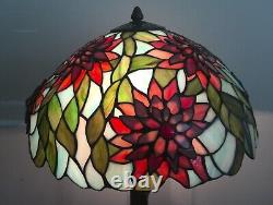 Vintage Dale Tiffany Floral Layered Stained Glass Shade on Quoizel Base Lamp