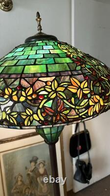 Vintage Exceptional Large Stained Glass Floor Lamp Excellent Pick Up