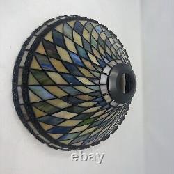 Vintage Quoizel Collectibles Tiffany Style Stained Glass Table Floor Lamp Shade