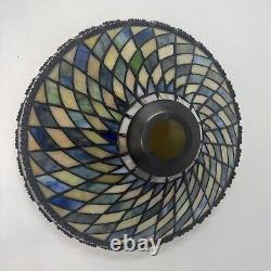 Vintage Quoizel Collectibles Tiffany Style Stained Glass Table Floor Lamp Shade