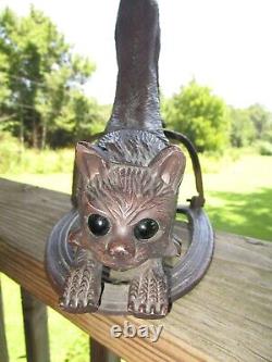 Vintage Stretching Cat Lamp Bronze Tone Stained Glass Shade Glowing Eyes Heavy