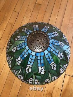 Vintage Tiffany Style 20 W Leaded Stained Glass Large Lamp /Shade Green & Blue