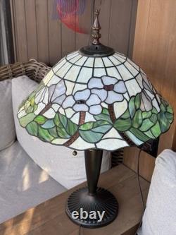 Vintage Tiffany Style 27 White Orchid Flowers Stained Glass Lamp Dual Bulb