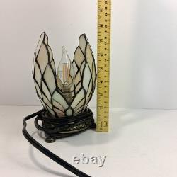 Vintage Tiffany Style Clam Shell, Stained Glass 7-8 Tall Art Deco Lamp