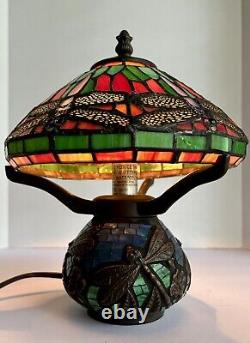 Vintage Tiffany Style Dragonfly Table Accent Lamp Stained Glass 11 H x 8 D