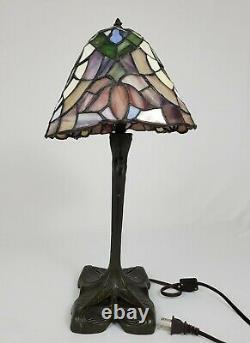 Vintage Tiffany Style Lamp Stained Glass Tulip Design Jeweled Art Nouveau 21