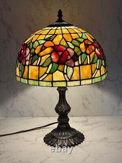 Vintage Tiffany Style Leaded Stained Glass Table Lamp 18In Tall