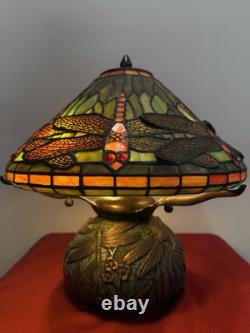 Vintage Tiffany-Style Stained Glass Dragonfly Lamp 3-Light, Mosaic Glass Base