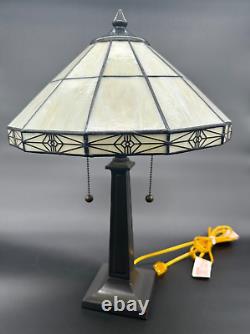 Vintage Tiffany Style Stained Glass Dual-Bulb Dual-Pull Chain Table Lamp