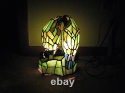 Vintage Tiffany Style Stained Glass Look Love Birds Parrots Table Lamp 11