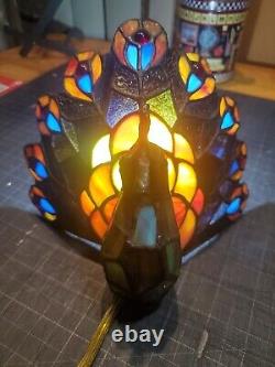 Vintage Tiffany Style Stained Glass Peacock Accent Table Light Lamp Read