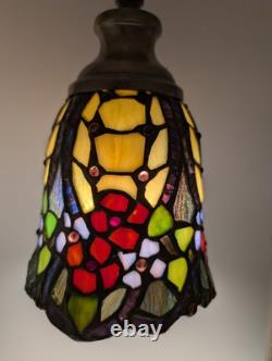 Vintage Tiffany Style Table Desk Bedside Lamp Hand Crafted Stained Glass Shade