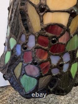 Vintage Tiffany Style Table Desk Bedside Lamp Hand Crafted Stained Glass Shade
