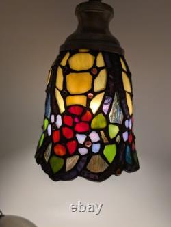 Vintage Tiffany Style Table Desk Bedside Lamp Hand Crafted Stained Glass Shade