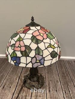 Vintage Tiffany Style Table Lamp Stained Glass Bronze Finish H22W14 Inch