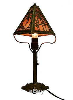 Vtg Antique Stained Scenic Slag Glass Lamp Palm Trees Gold Ornate Parlor Accent