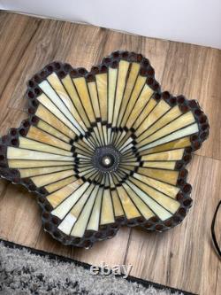 Vtg Dale Tiffany Stained Glass Table Desk Lamp Iridescent Slag Glass Signed